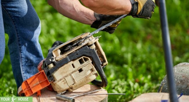 5 Chainsaw Overheating Symptoms | Causes and Solutions
